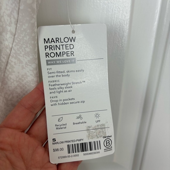 Athleta NWT Marlow Printed Romper Size Small - Picture 5 of 9